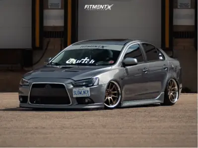mitsubishi lancer bolt pattern